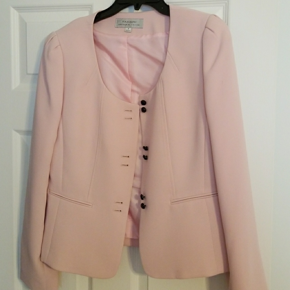 Pink Tahari Blazer with black buttons size 8